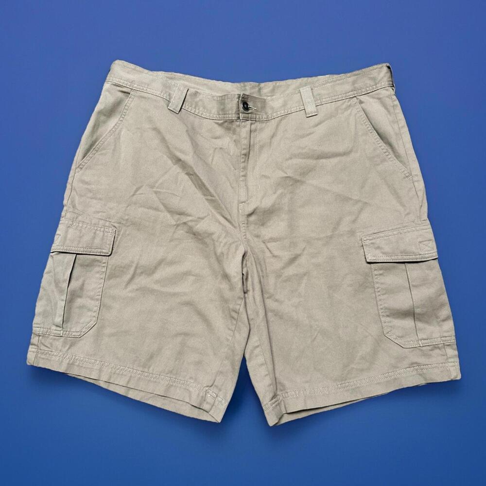 Columbia Men's Size‎ 40 Beige Cargo Utility Khaki Shorts 41x10
